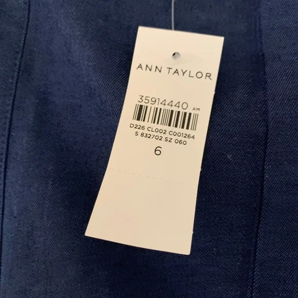 NWT Ann Taylor Side Zip Pencil Pant in Polished Denim - dark rinse - Picture 5 of 5